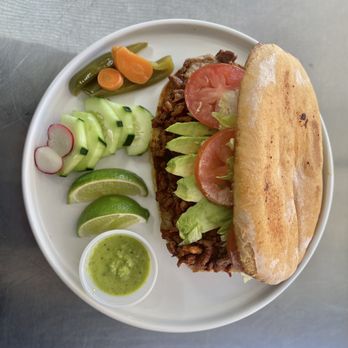 Taco’s Giovis - Torta - Food Trucks Near Me Taco’s Giovis - Torta - Food Trucks Near Me