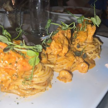Don Giovanni's Restaurant - Giant fresh water king prawns - Italian Near Me - Bristol, BST Don Giovanni's Restaurant - Giant fresh water king prawns - Italian Near Me - Bristol, BST