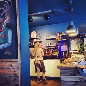 Elmas Handel - Delicatessen Near Me - Hemsedal, 06