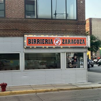 Birrieria Zaragoza - She's smol but mighty - Tacos Near Me - Chicago, Illinois