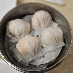 Red Maple Chinese Restaurant