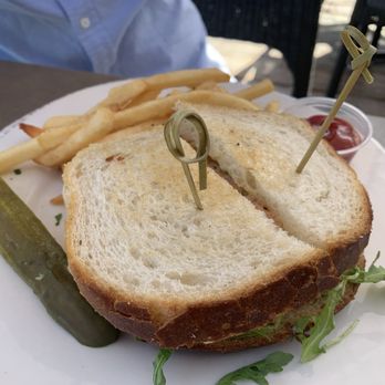 Bluewater Grill - Salmon sandwich - Seafood Near Me - Avalon, California Bluewater Grill - Salmon sandwich - Seafood Near Me - Avalon, California