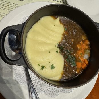 Chefs de France - Beef bourgionoiuse - French Near Me - Lake Buena Vista, Florida