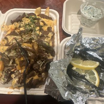 Aslan’s Mediterranean Grill - Fries with beef shawarma on top with sarma on the side - Mediterranean Near Me - Chester, California
