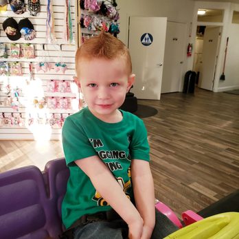Taming Tangles Kids Salon 12 Photos Hair Salons 1360 Longfellow Ave Chico Ca Phone Number Yelp