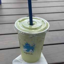 Waves Coffee House
