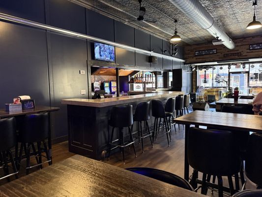 ABC PUB - Updated July 2026 - 13 Photos - 118 S Broadway, Salem ...