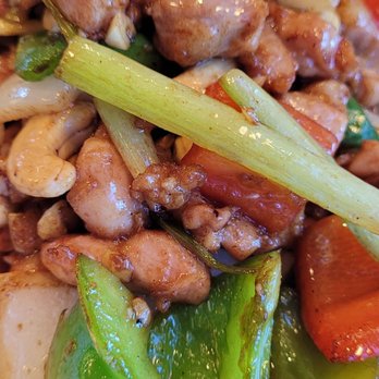 Min's Dumpling House - Cashew chicken, oh my gosh so good! - Dim Sum Near Me - Corona, California Min's Dumpling House - Cashew chicken, oh my gosh so good! - Dim Sum Near Me - Corona, California