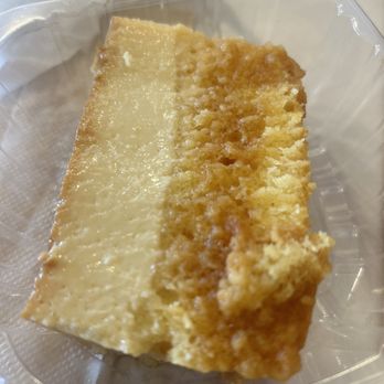 Kinka’s Bakery Cafe - Tearing up FlanCake - Latin American Near Me - Lutz, Florida Kinka’s Bakery Cafe - Tearing up FlanCake - Latin American Near Me - Lutz, Florida