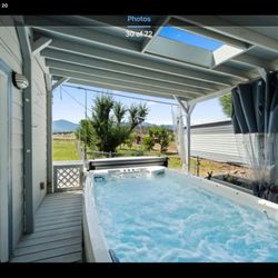 Hot Tub Factory Outlet