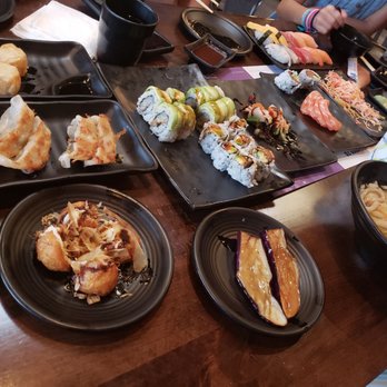 Rakuzen - Sushi Bars Near Me - Brooklyn, New York