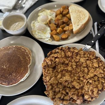 Jonathon’s Forestwood - Breakfast & Brunch Near Me - Dallas, Texas