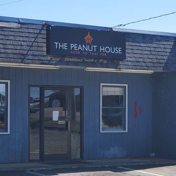 The Peanut House - Thai Near Me - Hickory, North Carolina