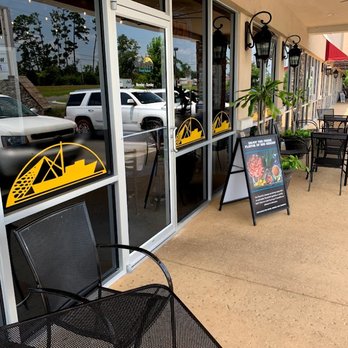 Wharf Casual Seafood - Seafood Near Me - Marianna, Florida