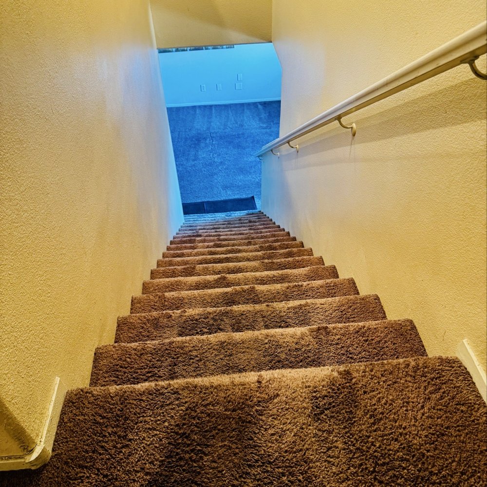 Clean Kings - Stairs - Carpet Cleaning Near Me Clean Kings - Stairs - Carpet Cleaning Near Me