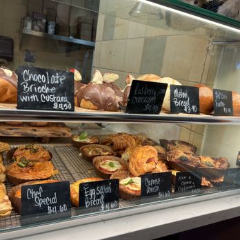 Le Hérisson - Cafes Near Me - Simi Valley, California Le Hérisson - Cafes Near Me - Simi Valley, California