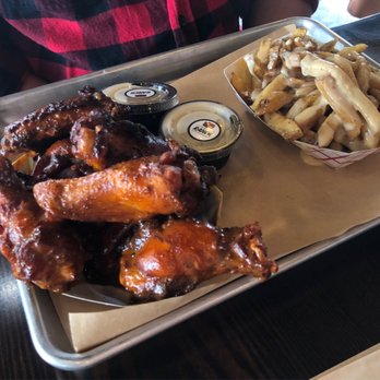 GQue BBQ Westminster - Buffalo Chicken Wings with Cheese Fries - Barbeque Near Me - Westminster, Colorado GQue BBQ Westminster - Buffalo Chicken Wings with Cheese Fries - Barbeque Near Me - Westminster, Colorado