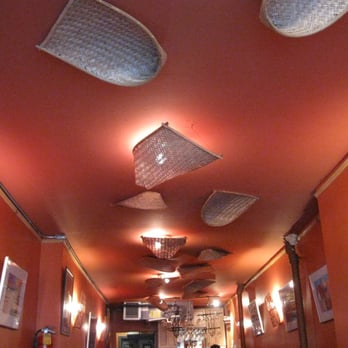 Sigiri - Sigiri interior - Sri Lankan Near Me - New York, New York Sigiri - Sigiri interior - Sri Lankan Near Me - New York, New York