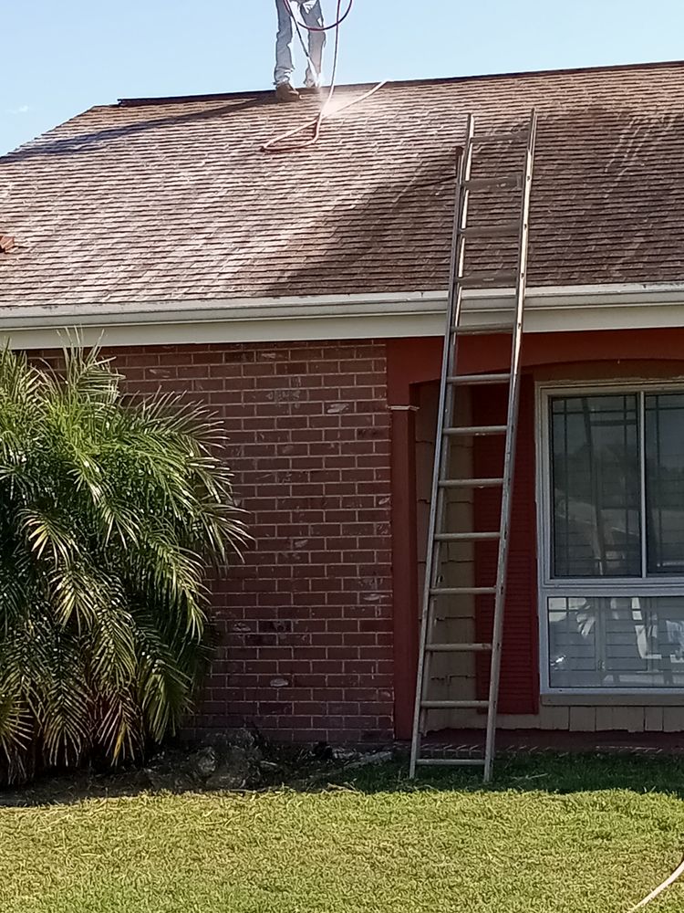 Slide of Apple Roof Cleaning