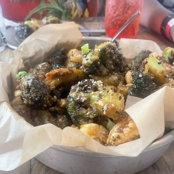Mifflin Tavern - Korean Shrimp and Broccoli - New American Near Me - Philadelphia, Pennsylvania Mifflin Tavern - Korean Shrimp and Broccoli - New American Near Me - Philadelphia, Pennsylvania