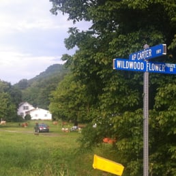 Probably one of the greatest intersection signs in the USA. Probably one of the greatest intersection signs in the USA.