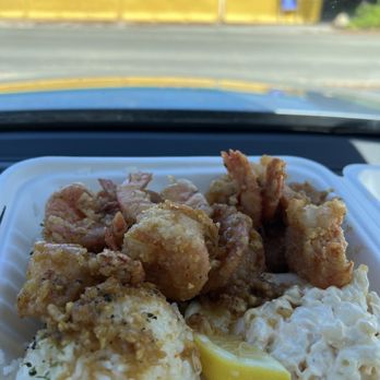 Beastside Kitchen - Garlic shrimp plate - Seafood Near Me - Honolulu, Hawaii Beastside Kitchen - Garlic shrimp plate - Seafood Near Me - Honolulu, Hawaii