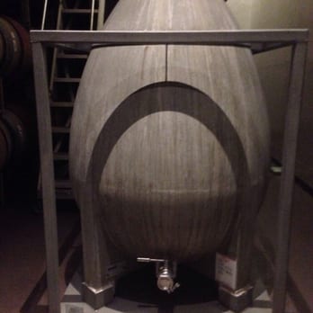Williams Selyem Winery - Concrete eggs for their Chenin Blancs - Wineries Near Me - Healdsburg, California Williams Selyem Winery - Concrete eggs for their Chenin Blancs - Wineries Near Me - Healdsburg, California