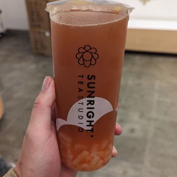 Sunright Tea Studio - Little Tokyo - Grapefruit Green Tea - Coffee & Tea Near Me - Los Angeles, California Sunright Tea Studio - Little Tokyo - Grapefruit Green Tea - Coffee & Tea Near Me - Los Angeles, California