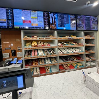 Dandee Donut Factory - Donuts - Donuts Near Me - Margate, Florida