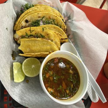 AJ's Tacos - Amazing food!! - Food Trucks Near Me - Columbus, Ohio