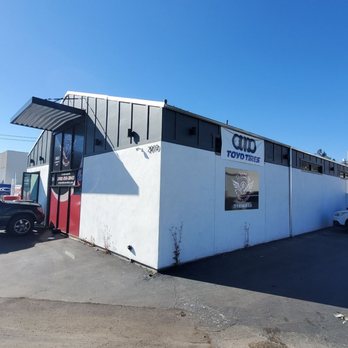 Oceanside Car Clinics - Building 2010 - Auto Repair Near Me - Oceanside, California Oceanside Car Clinics - Building 2010 - Auto Repair Near Me - Oceanside, California