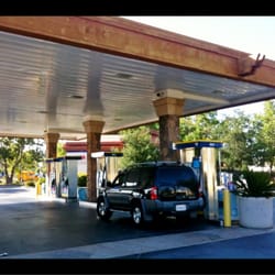 USA Gasoline No 331 - Fueling up