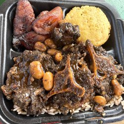 Mercy's Jamaican Kitchen - Oxtails, rice and peas, corn muffin, sweet plantains
