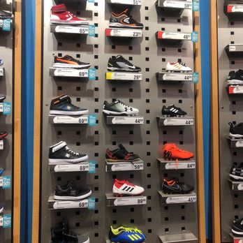 Sport Chek - Cleats for kids - Sporting Goods Near Me - Mississauga, Ontario Sport Chek - Cleats for kids - Sporting Goods Near Me - Mississauga, Ontario