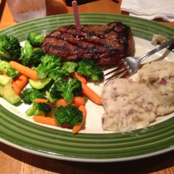 Applebee's Grill + Bar - American Near Me - Tyler, Texas