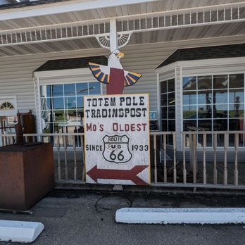 Totem Pole Trading Post - Gift Shops Near Me - Rolla, Missouri