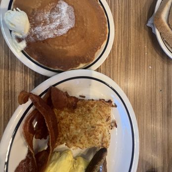 IHOP - Breakfest Sampler - American Near Me - Marina Del Rey, California