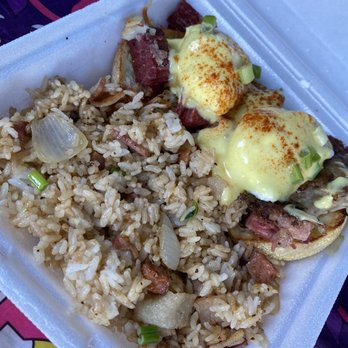 Button Up Cafe - Corn beef hash Eggs Benedict - Breakfast & Brunch Near Me - Pearl City, Hawaii Button Up Cafe - Corn beef hash Eggs Benedict - Breakfast & Brunch Near Me - Pearl City, Hawaii
