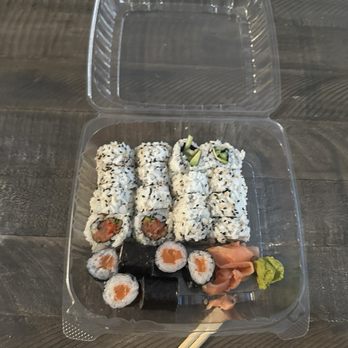 Blufin Sushi - Japanese Near Me - Grosse Pointe Farms, Michigan Blufin Sushi - Japanese Near Me - Grosse Pointe Farms, Michigan