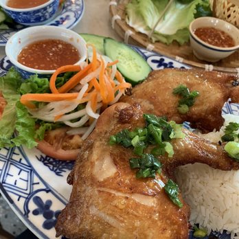 Anh and Chi - Vietnamese Near Me - Vancouver, British Columbia