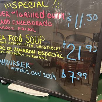 Tacos Al Pastor - $7.99 burger special with fries and soda with chips and salsa !! - Mexican Near Me - San Jose, California
