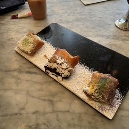 King Cake Whole
