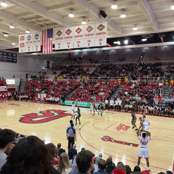 Carnesecca Arena Gym - St Johns game vs Monmouth - Gyms Near Me - Jamaica, New York