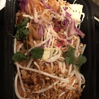 Mai Thai Restaurant - Pad Thai - Thai Near Me - Austin, Texas