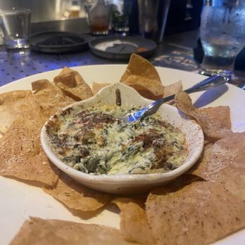 Yard House - Four Cheese Spinach Dip - Bars Near Me - Hanover, Maryland