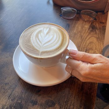 Barefoot Coffee Roasters - Latte, yummy - Coffee & Tea Near Me - Solana Beach, California