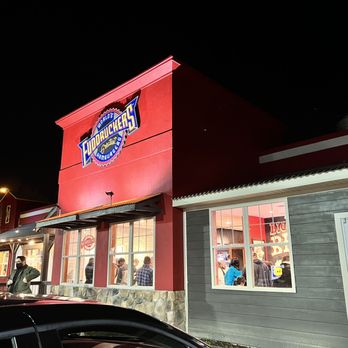 Fuddruckers - Outside - Burgers Near Me - Virginia Beach, Virginia Fuddruckers - Outside - Burgers Near Me - Virginia Beach, Virginia