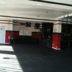 Crossfit Road - Interior del gimnasio.