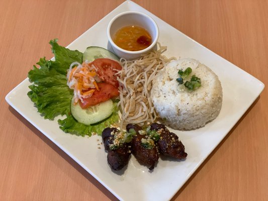 Green Leaf Vietnamese Cuisine by null