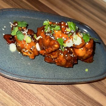 Ramsay's Kitchen - Sticky Wings - New American Near Me - Naperville, Illinois